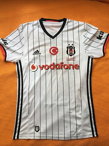İsimli Beşiktaş Taraftar Forması