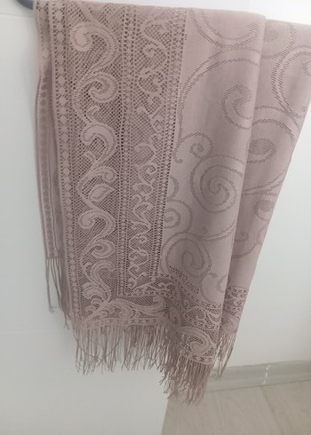Aker Bej tesettür şal