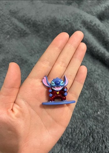 Disney metal figür Stich Red suit özel figür