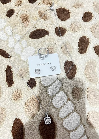 Kolye yüzük küpe seti - Görsel 2