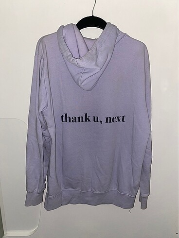 H&M Ariana Grande Sweatshirt