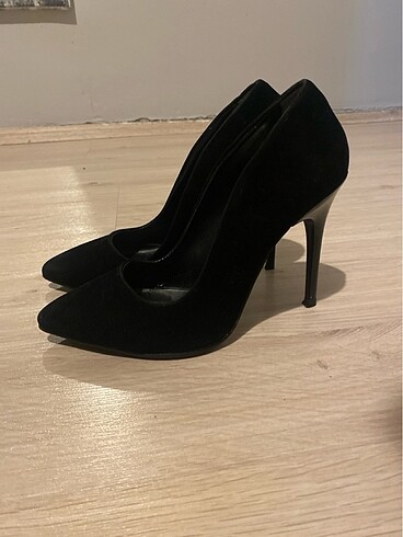 Suet stiletto