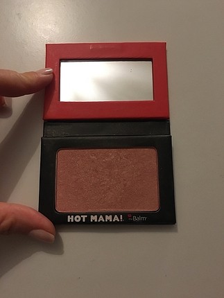 The Balm The balm hot mama allık