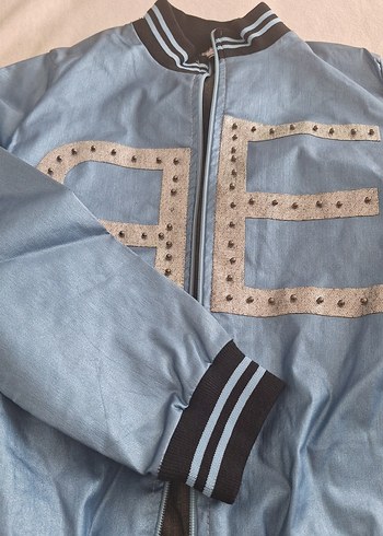 Diğer Kadın Mavi Nakışlı Denim Ceket