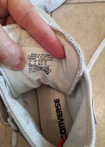 36,5 Beden Bilekli deri converse