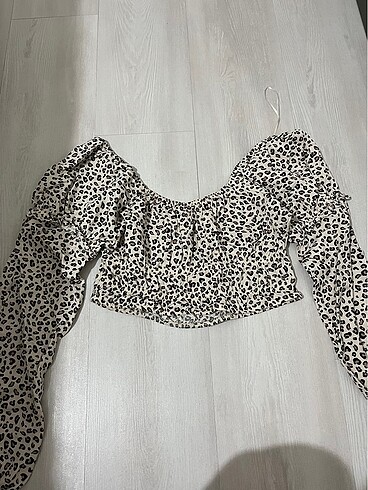 LEOPAR CROP