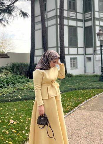 Sarı Kemerli Modern Klasik Kadın Takım - Görsel 5