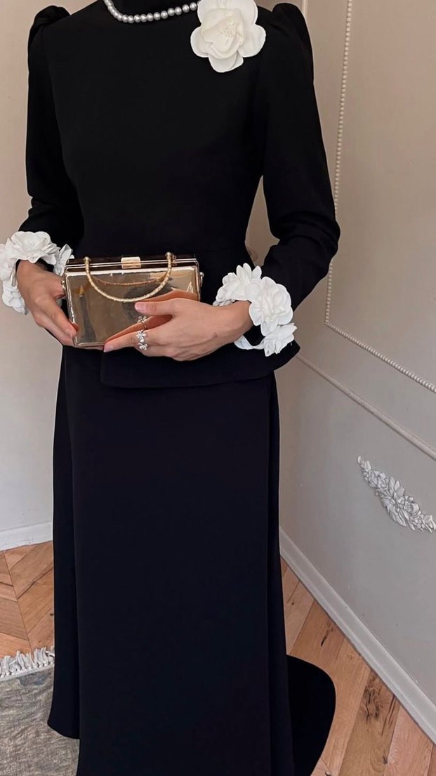 Siyah kuyruklu gül model takım - Görsel 2