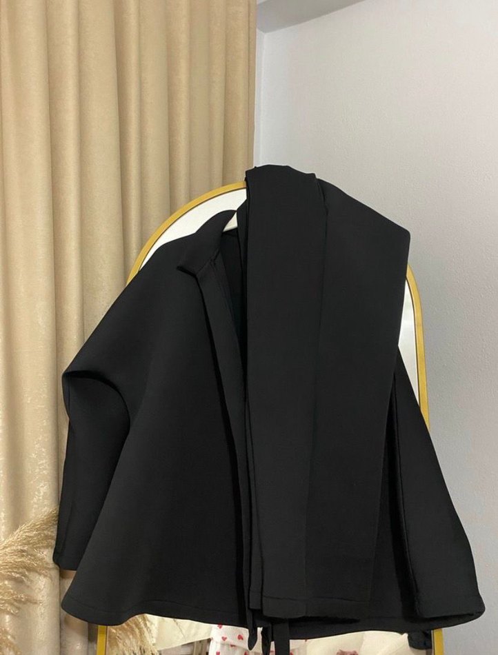 Uzun Kollu Siyah Kadın Takım Elbise - Görsel 3