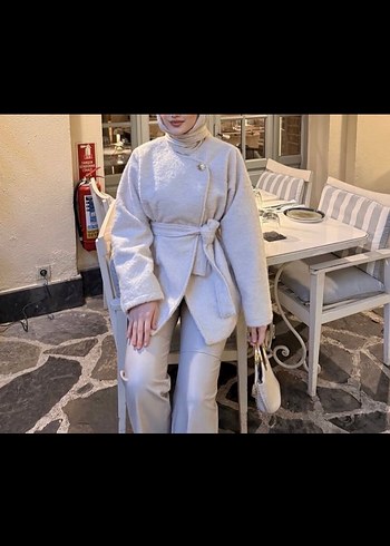 Kemerli Uzun Kollu Kadın Ceket - Görsel 2