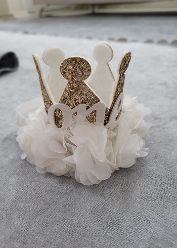 Beyaz Fırfırlı 1 yaş Bebek Tacı - Görsel 2