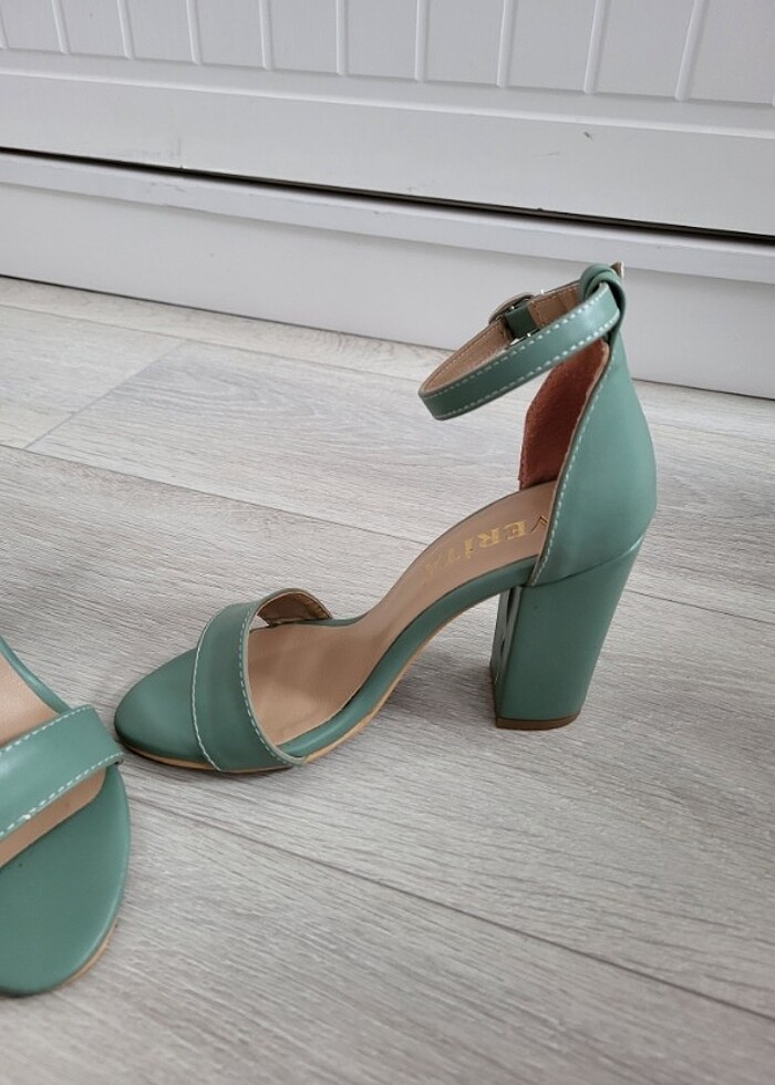 Tek bant topuklu ayakkabı - Görsel 5