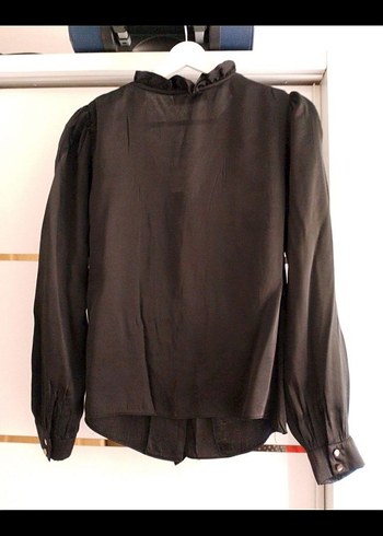 Siyah Düğmeli Uzun Kollu Kadın Gömlek - Görsel 2