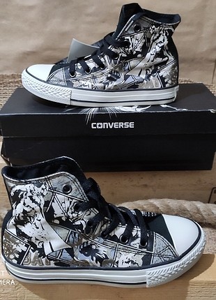Özel Batman serisi converse