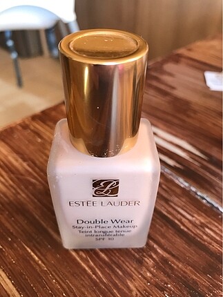 Estee Lauder Double Wear Fondöten