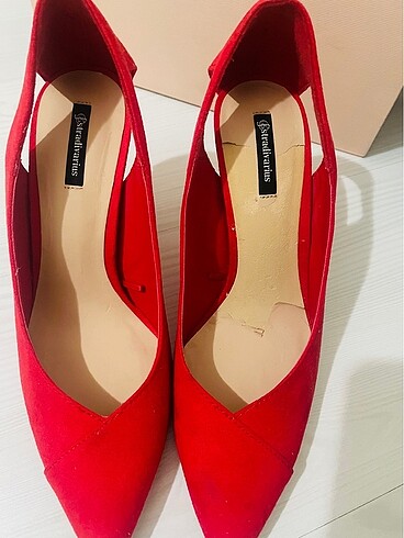 37 Beden kırmızı Renk Stradivarius Kırmızı Topuklu Ayakkabı