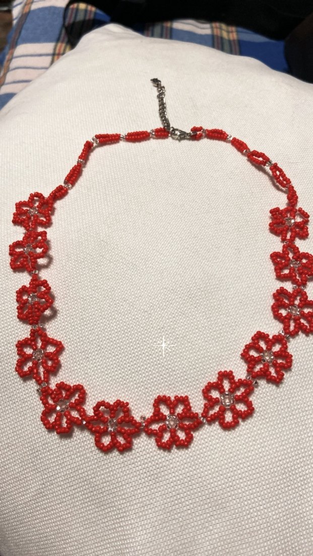 Uzun Kırmızı Boncuklu Nakışlı Bohem Kolye - Görsel 2