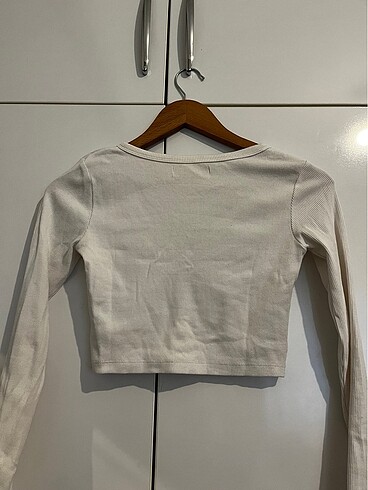 Pull and Bear Pull and bear crop