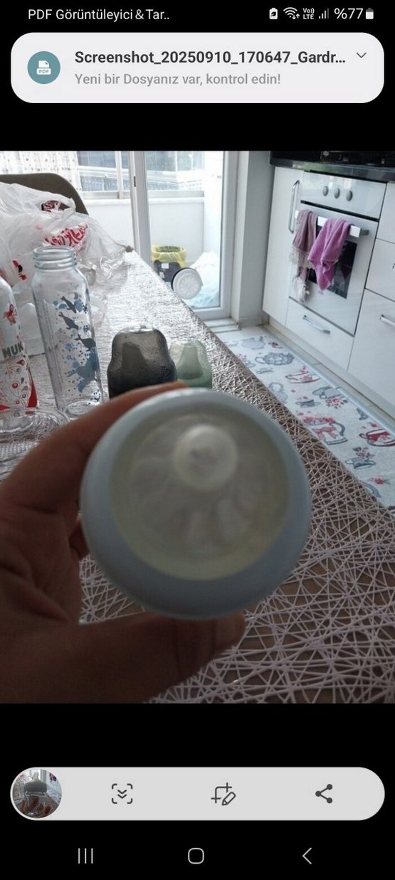 Beyaz Kapaklı Cam Bebek Biberonu - Görsel 2