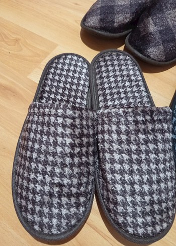 Erkek Gri Ekose Örgü Ev Terlikleri - Görsel 2