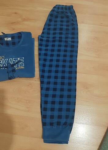 Diğer Erkek çocuk pijama şahane bir ürün 