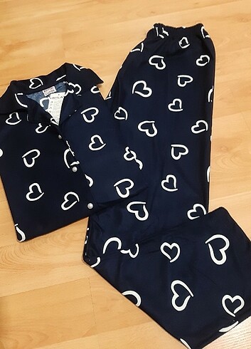 Bayan süet pijama takimi 