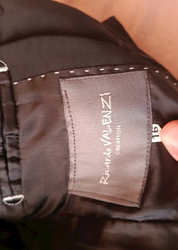 Siyah Düğmeli Erkek Takım Elbise - Görsel 2