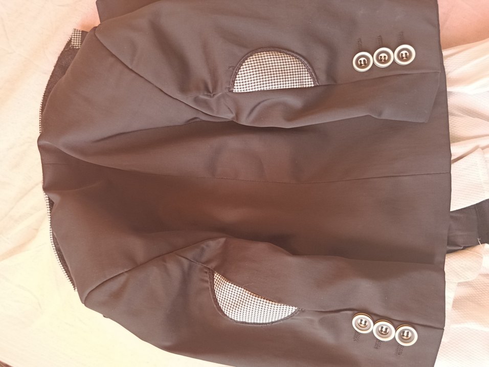 Siyah Düğmeli Erkek Takım Elbise - Görsel 3