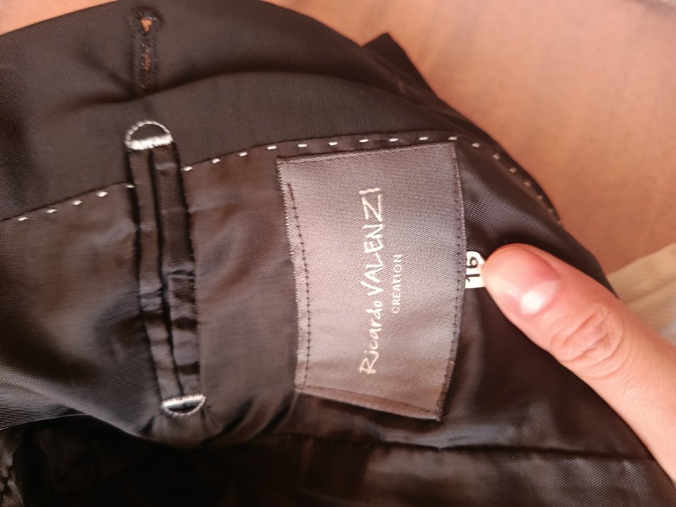 Siyah Düğmeli Erkek Takım Elbise - Görsel 2