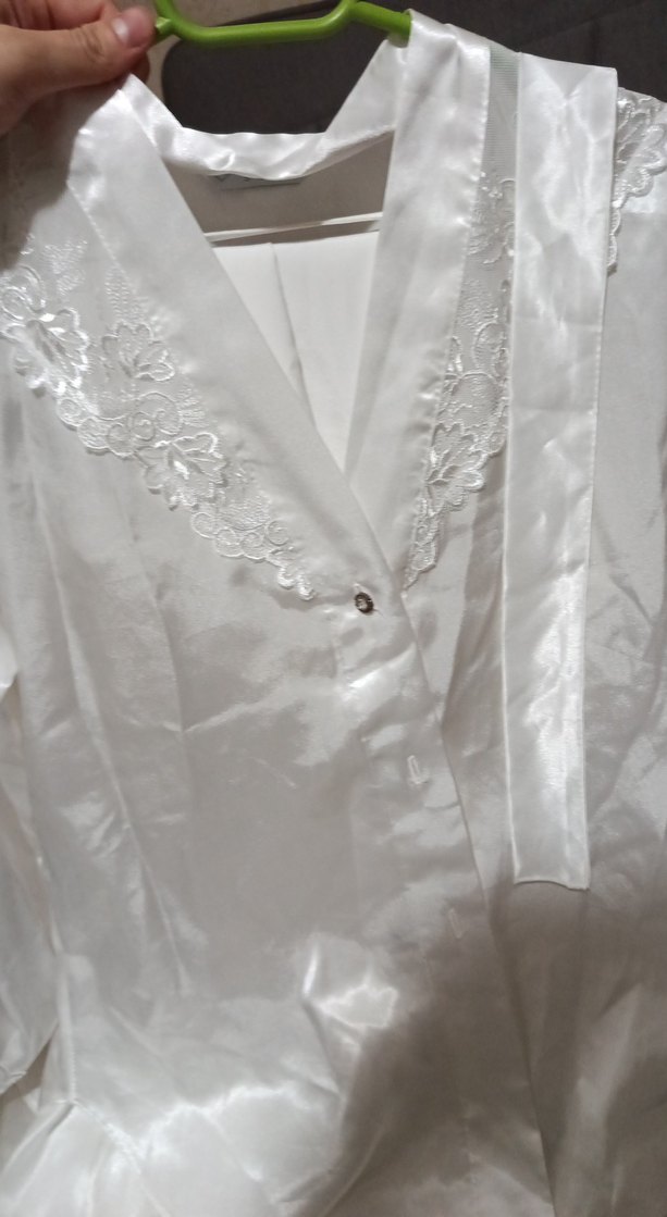 Beyaz Uzun Kadın Sabahlık Nakış Detaylı üçlü set takım - Görsel 3