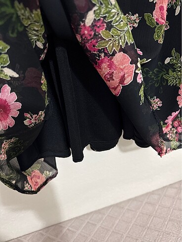 Çiçek desenli elbise - Görsel 5
