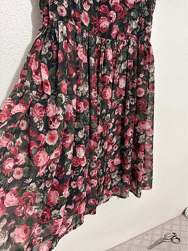 Çiçekli elbise - Görsel 7