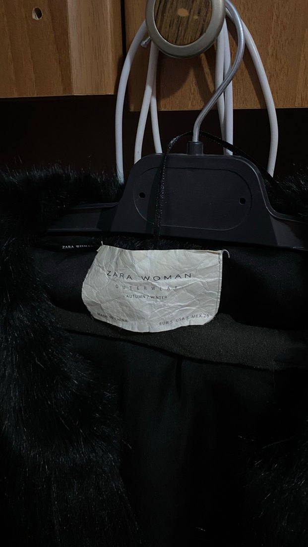 Kadın Siyah Kürk Detaylı Midi Mont - Görsel 2