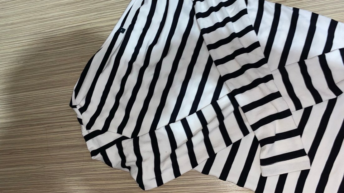 Uzun Kollu Çizgili Kadın Bluz - Görsel 3