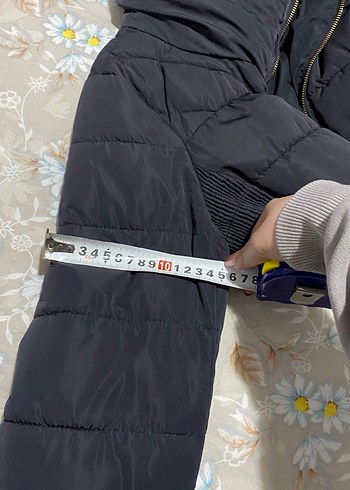 Siyah Fermuarlı Kadın Kışlık Mont - Görsel 3