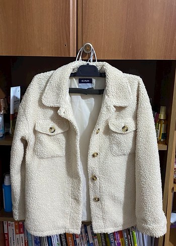 Düğmeli Beyaz Midi Kadın Ceket - Görsel 2