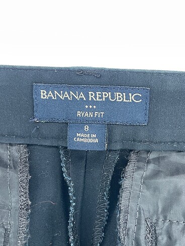 38 Beden siyah Renk Banana Republic Kumaş Pantolon %70 İndirimli.