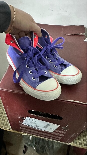 Converse bilekli
