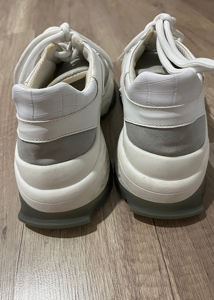 Az kullanılmış Tergan spor ayakkabı - Görsel 4