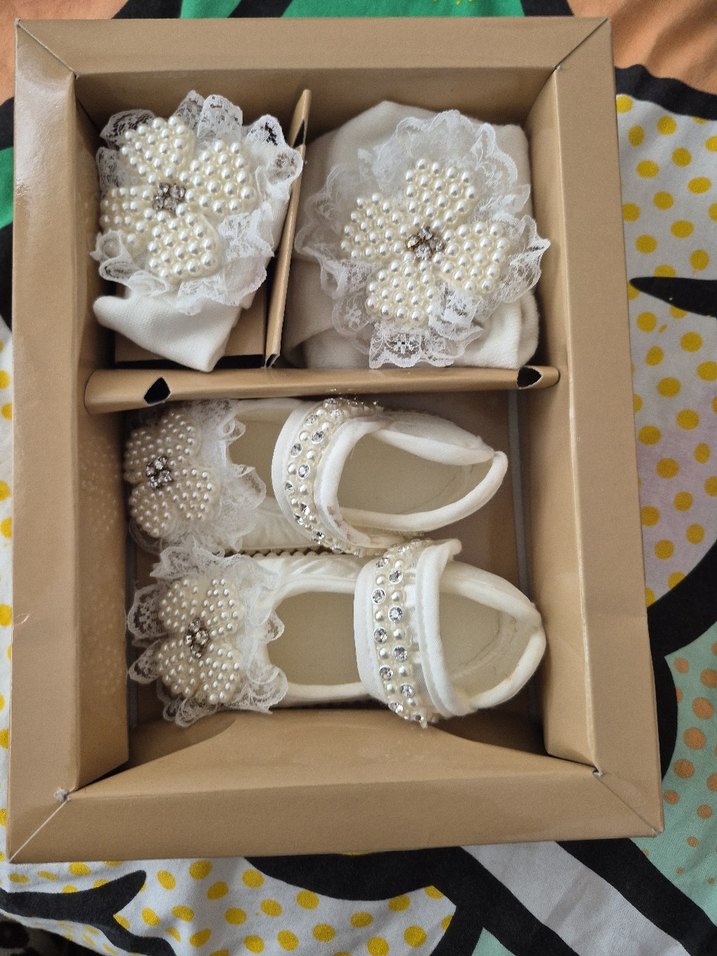 Beyaz Boncuklu Kız Çocuk Özel Ayakkabısı - Görsel 2