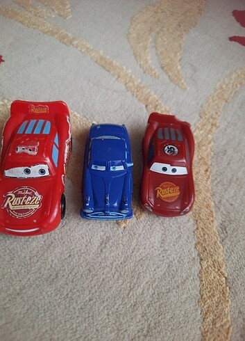 Arabalar çizgi film karakteri - Görsel 17