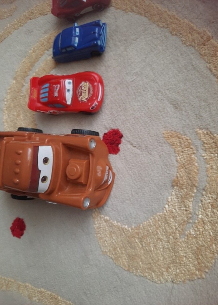 Arabalar çizgi film karakteri - Görsel 3