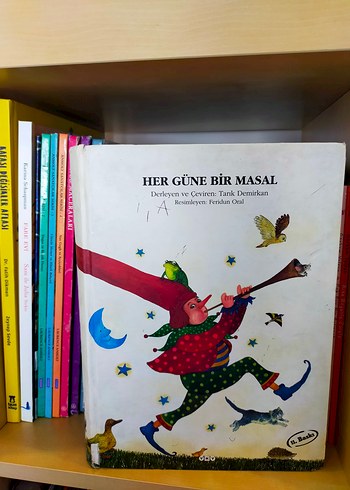 Her Güne Bir Masal Çocuk Kitabı ciltli