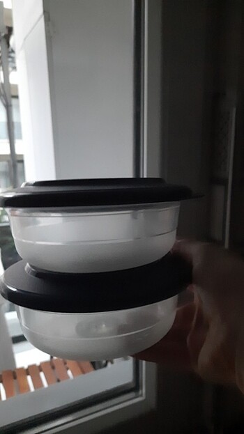 Tupperware saklama kabi