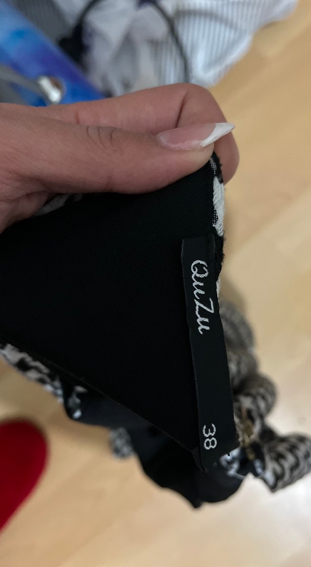 Kemerli Siyah Beyaz Mini Elbise - Görsel 3