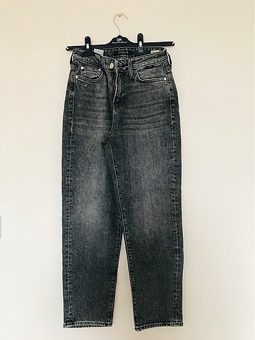 Gri mom jeans