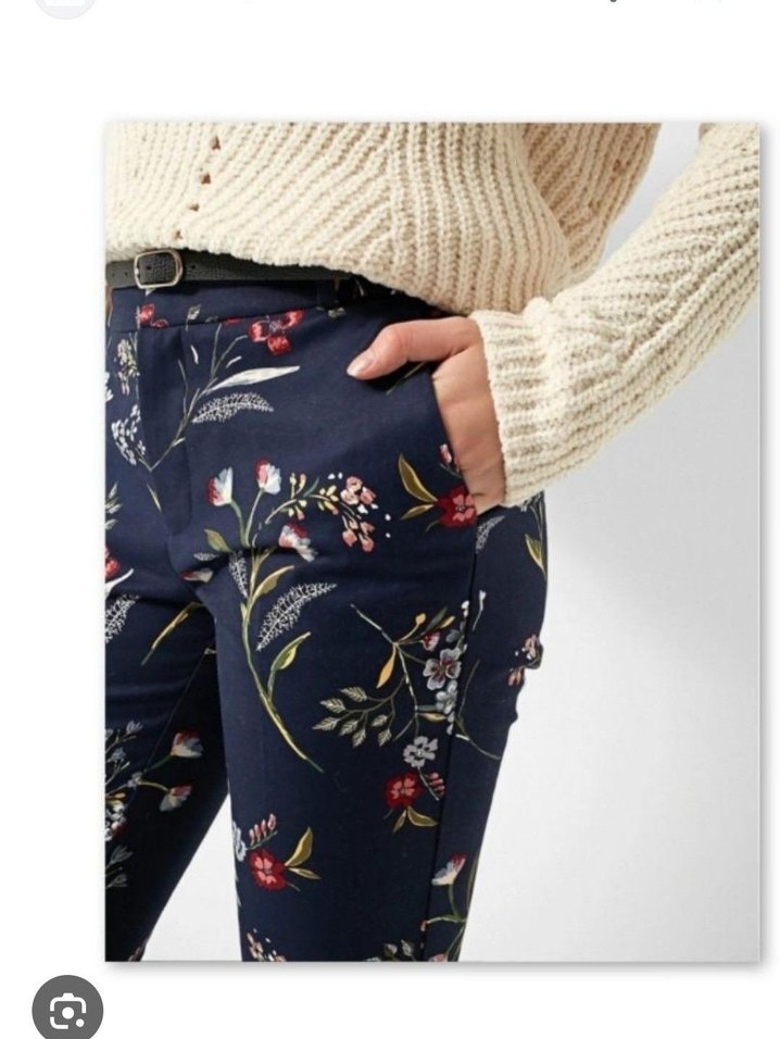 Desenli çiçekli stradivarius pantolon - Görsel 4
