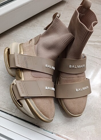 Balmain Paris