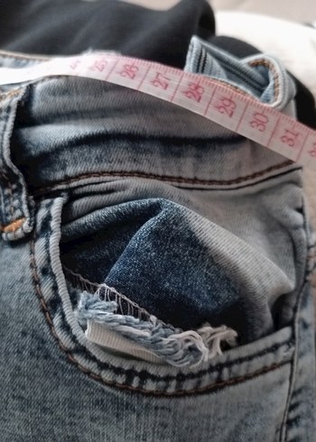 Kadın Mavi Yırtık Detaylı Normal Paça Jean - Görsel 6