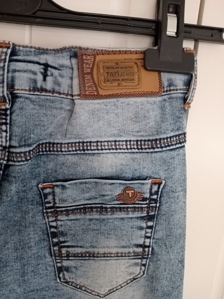 Kadın Mavi Yırtık Detaylı Normal Paça Jean - Görsel 3